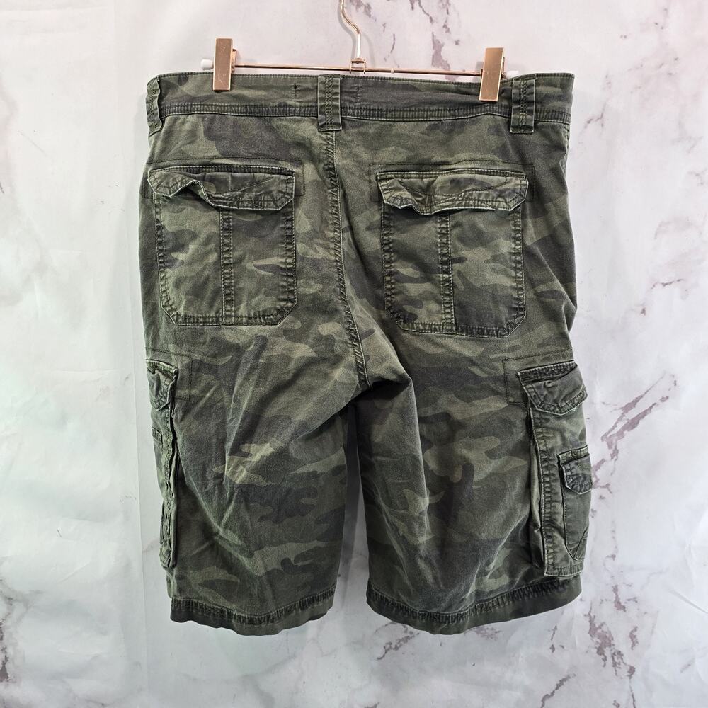 Modern Culture Shorts Mens 30 Camo 12 Inch Green Woodland Cargo Bermuda